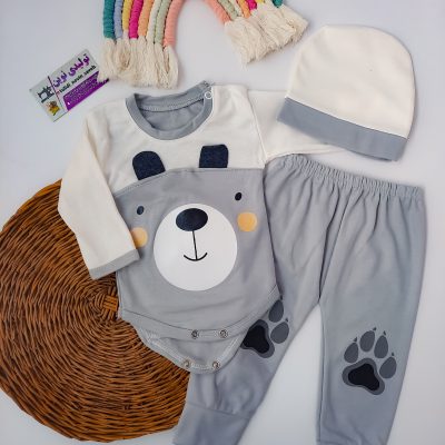 بادی و شلوار سه تیکه نوزادی با کلاه کد 1287